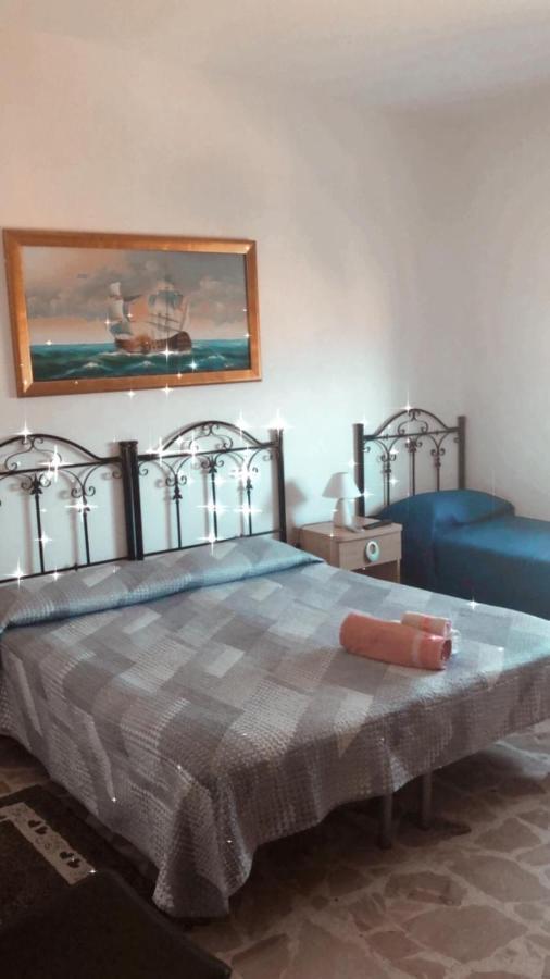 クロトーネ Il Girasole Bed & Breakfast エクステリア 写真
